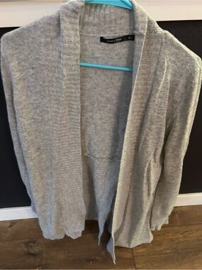 Doe and Rae cardigan gray